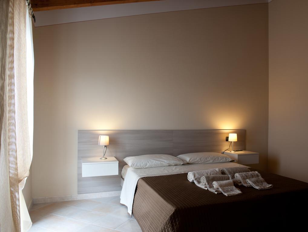 Al Borgo Alloggi Desenzano del Garda Pokój zdjęcie